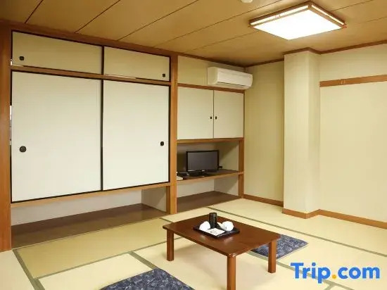 Tomi-Chaya Japanese Hotel