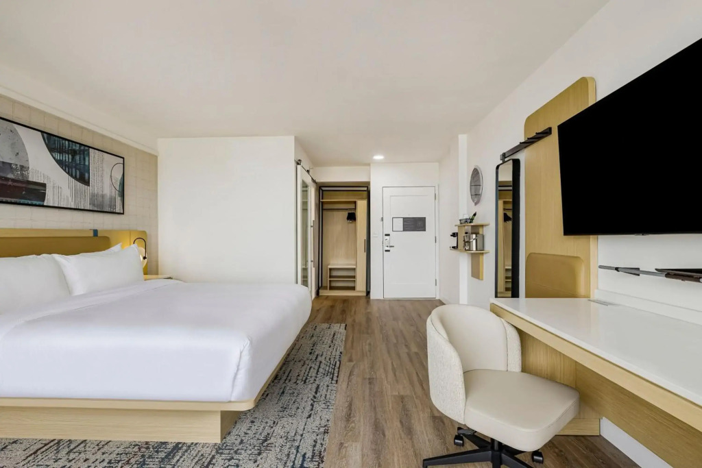 Delta Hotels by Marriott Nashville Airport