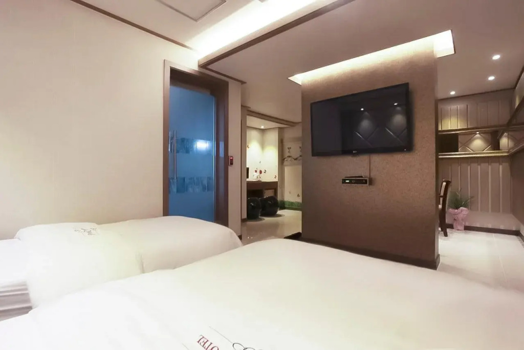 Seongnam Wol Hotel