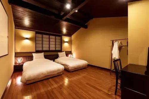 Campton Nishijin Vacation Rental