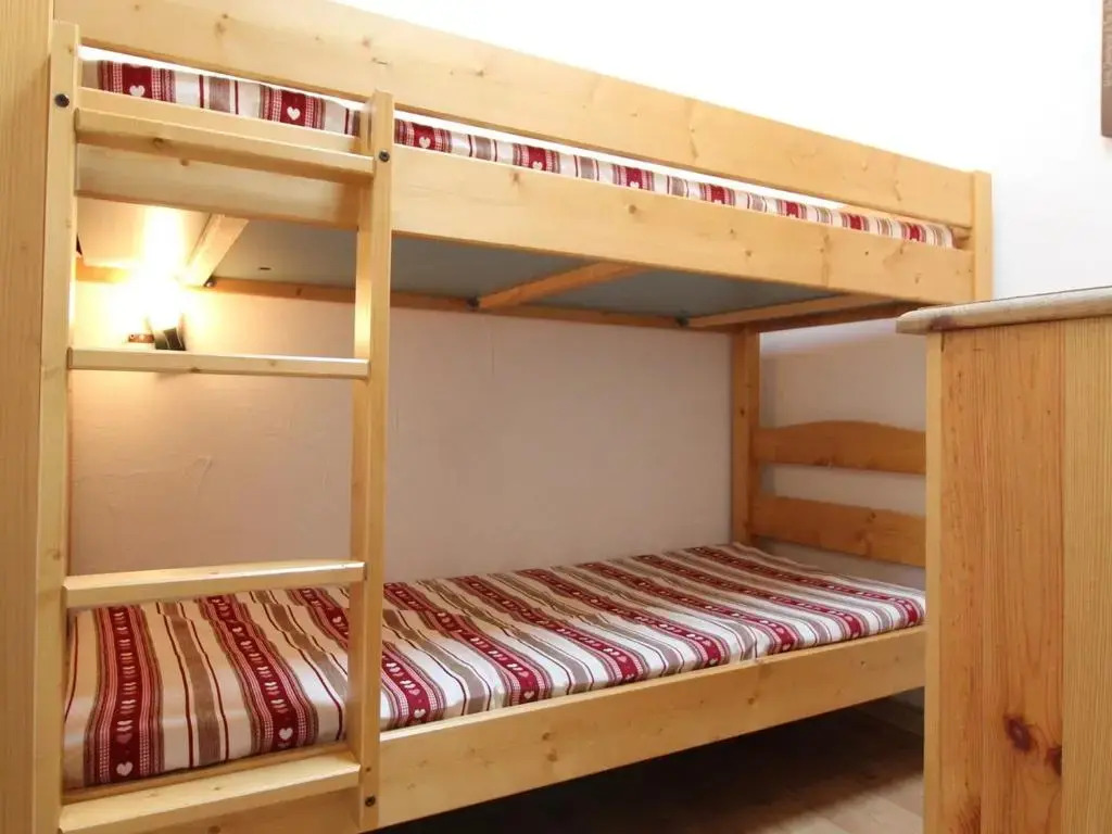 Appartement Lanslebourg-Mont-Cenis, 4 pièces, 10 personnes - FR-1-508-48