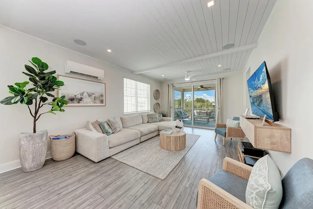 Sweet & Salty Beach House 3 Bedroom Home