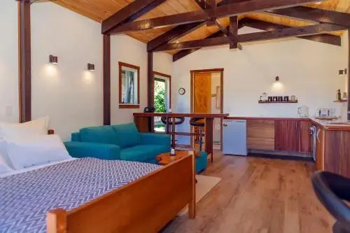 Kuaotunu Chalets