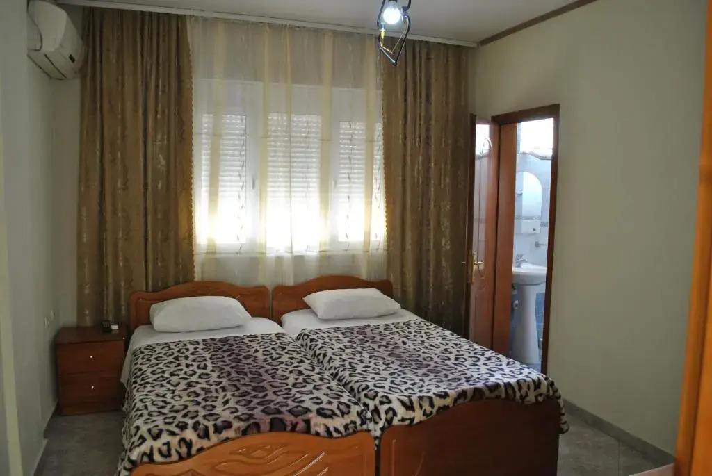 Eden Hotel
