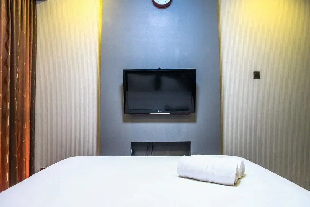 Exclusive 2BR Lexington Apartment near Pondok Indah