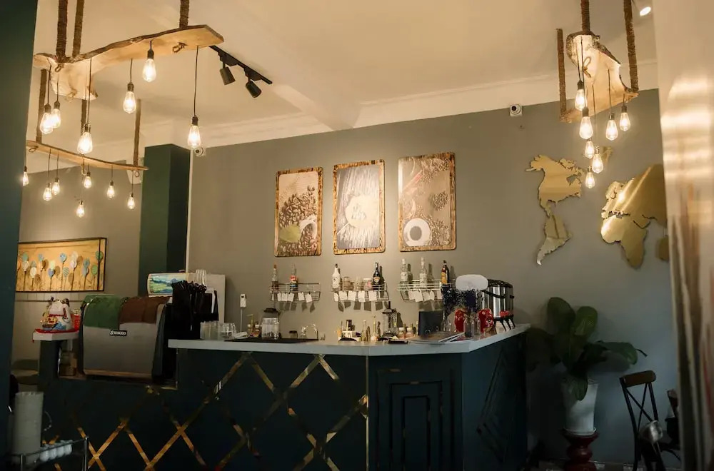 T Cafe and House