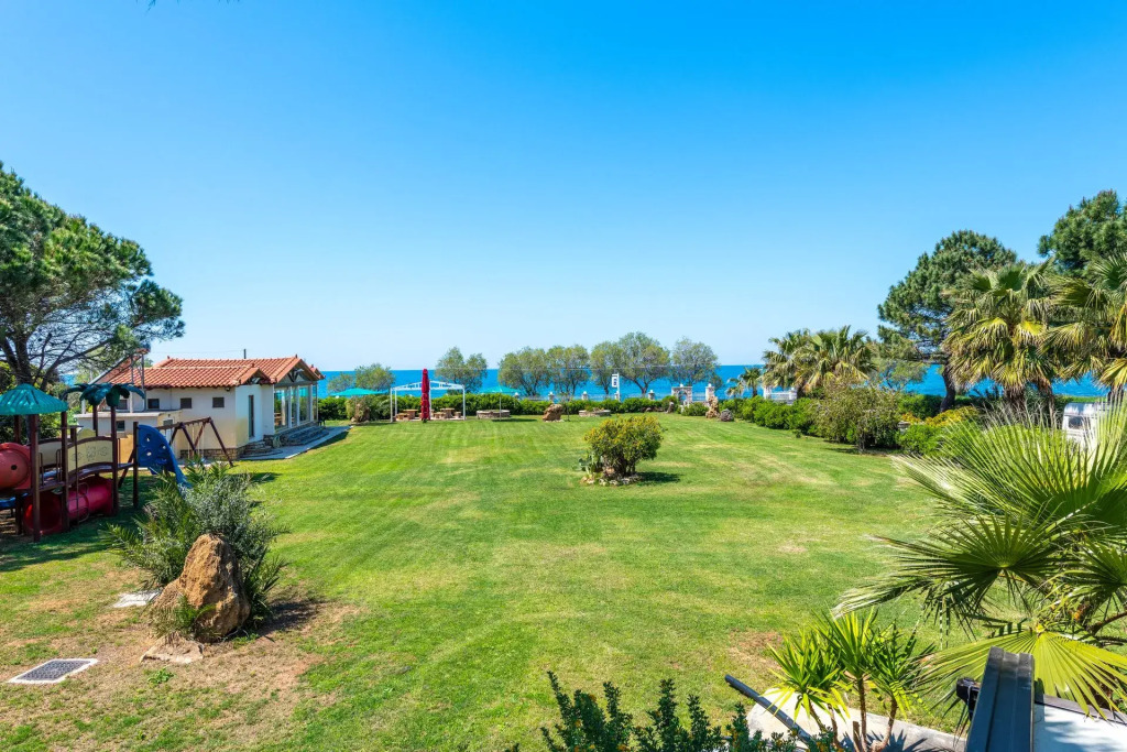Irida Resort