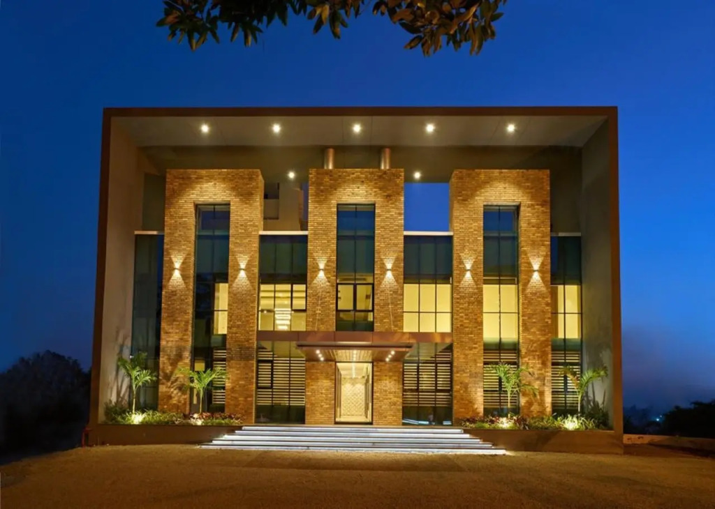 Hotel Shlok (Pure Veg), Kolhapur