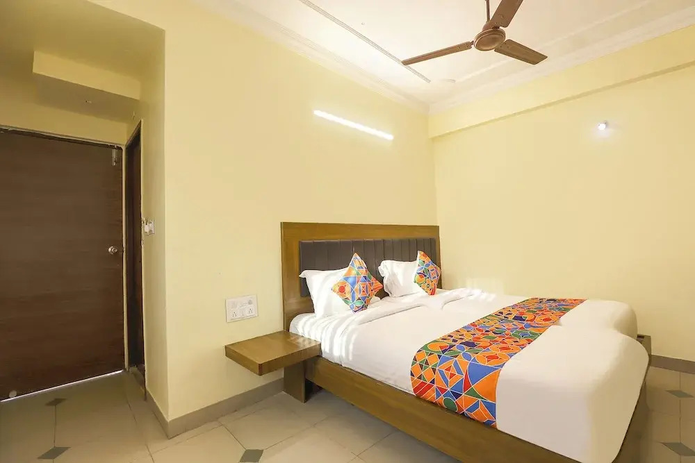Fabhotel Gt Galaxy Park