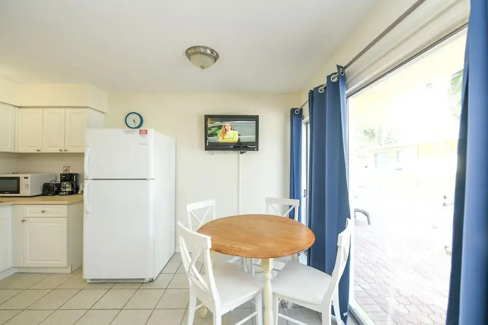 Beachside of the Village By Beachside Management
