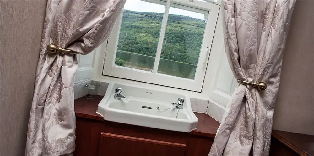 Cairndow Stagecoach Inn