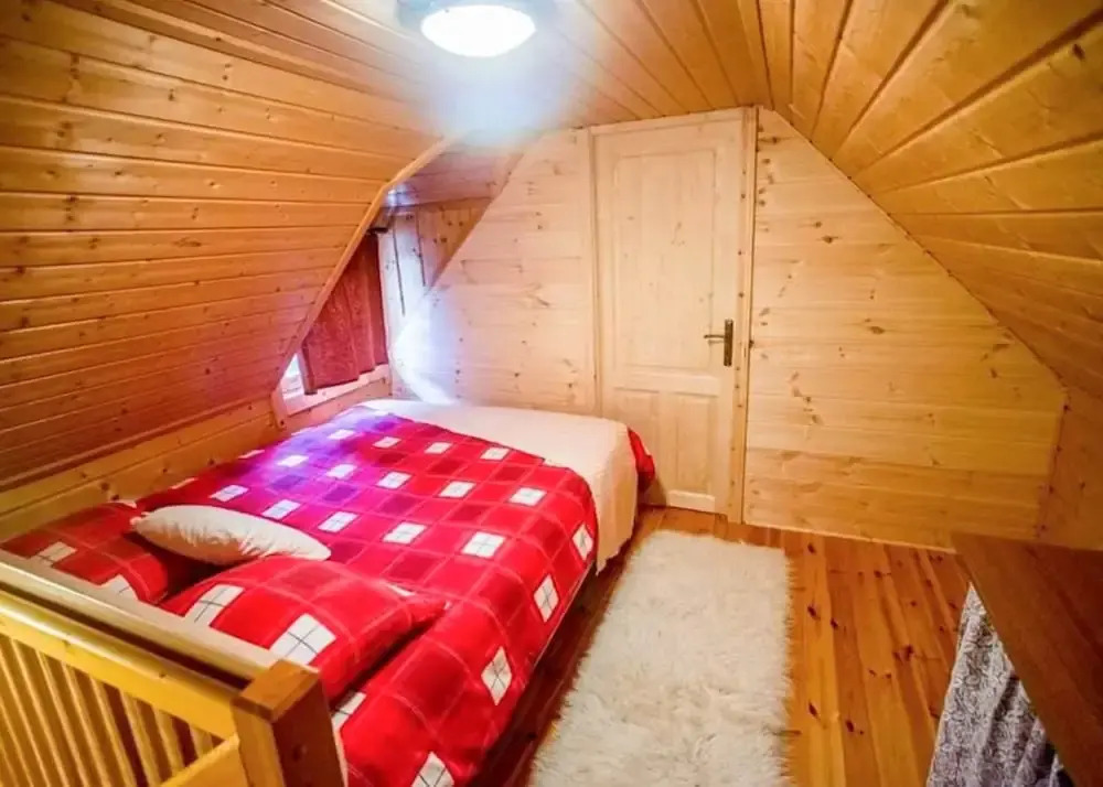 Kedra Village Retreats - Mountain Escape