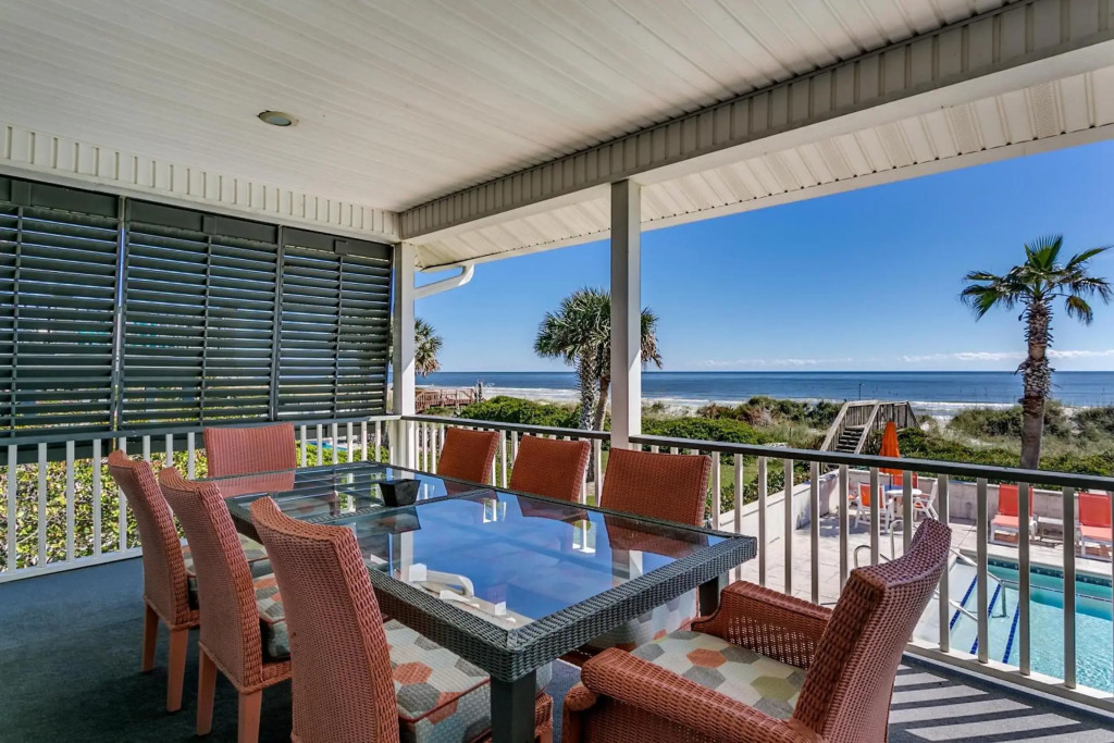 -Under The Sea (8 Bdrm / 7 Bath, Sleeps 22)