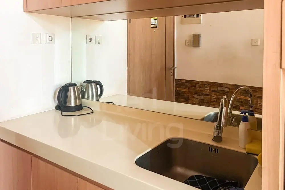 RedLiving Apartemen Treepark City - Nuansa Property Tower Alpine