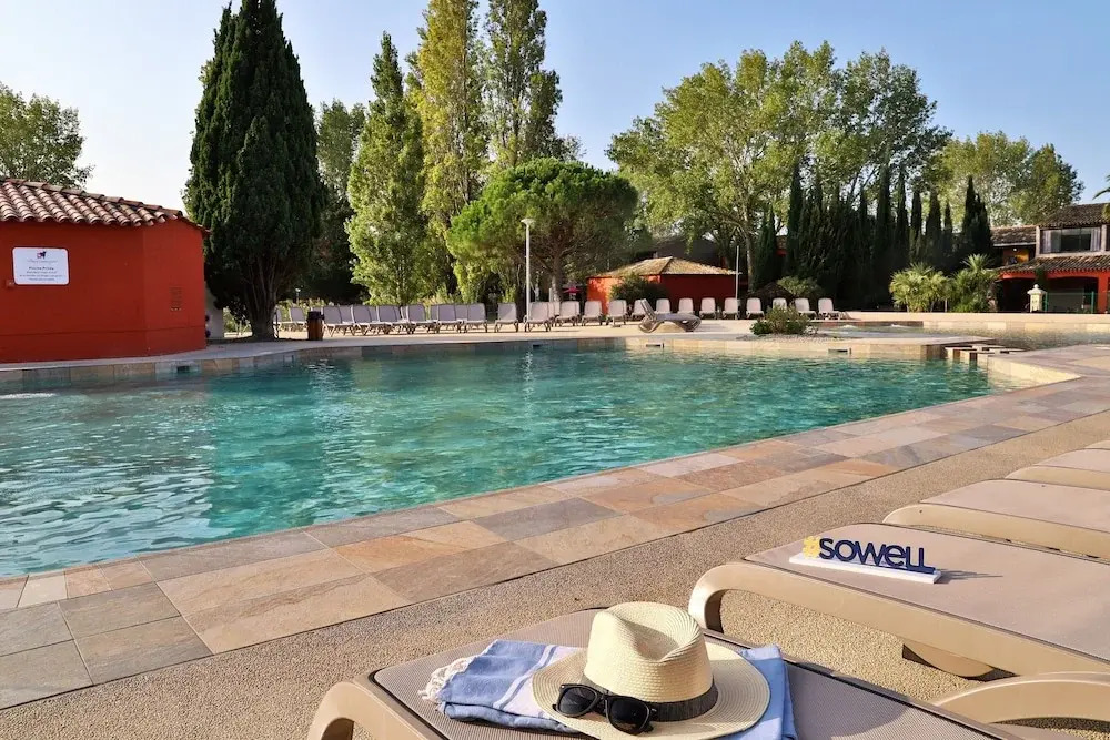 SOWELL RESIDENCES Les Hameaux de Camargue