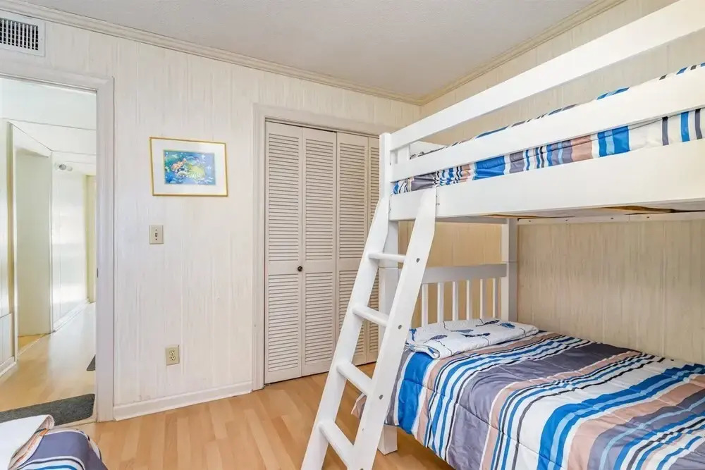 Sea Oaks 208