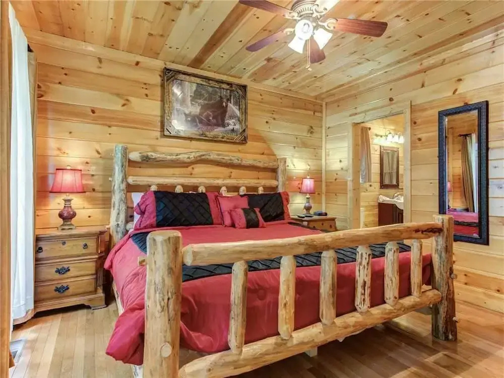 Love Shack - One Bedroom Cabin