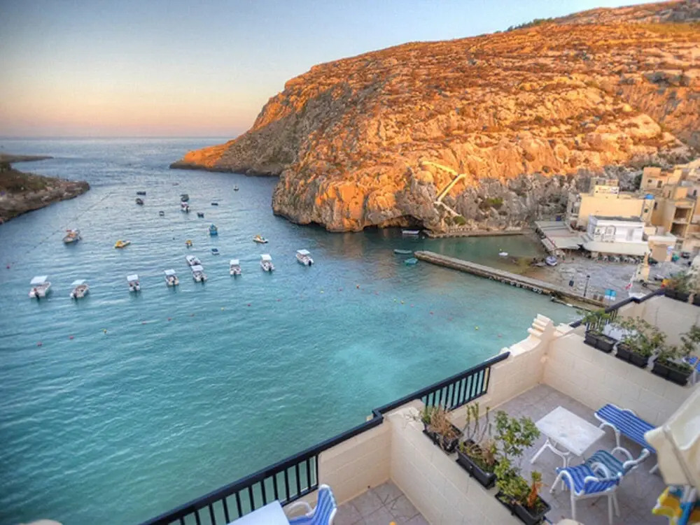 Beautiful Farmhouse With Courtyard and BBQ in Gozo