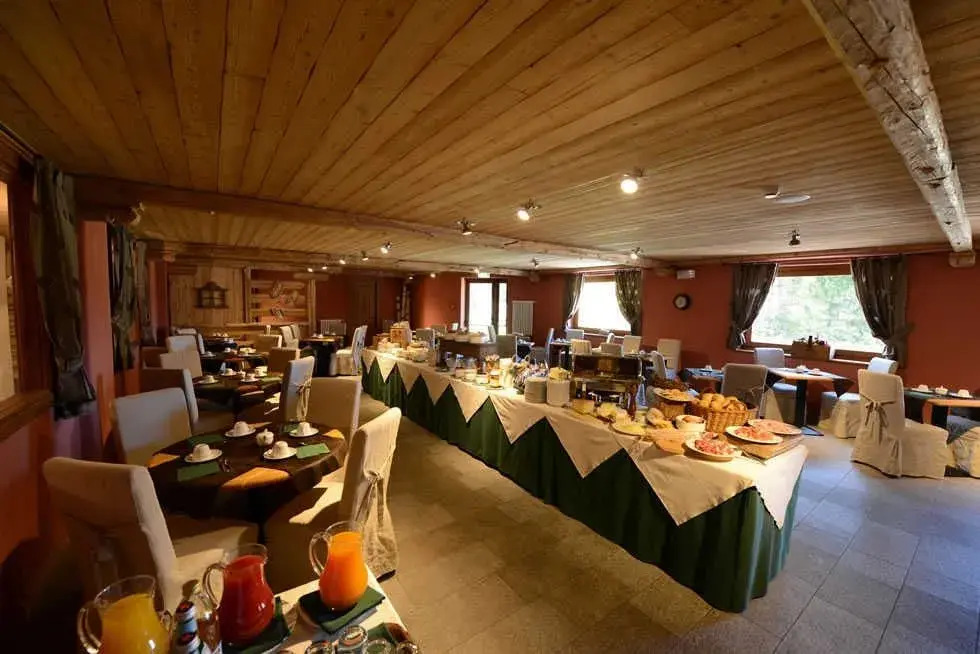 La Madonnina Del Gran Paradiso Wellness Hotel