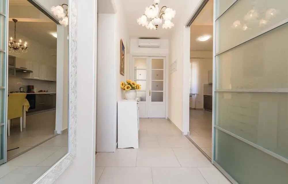 Awesome Home in Lovran With Wifi and 3 Bedrooms