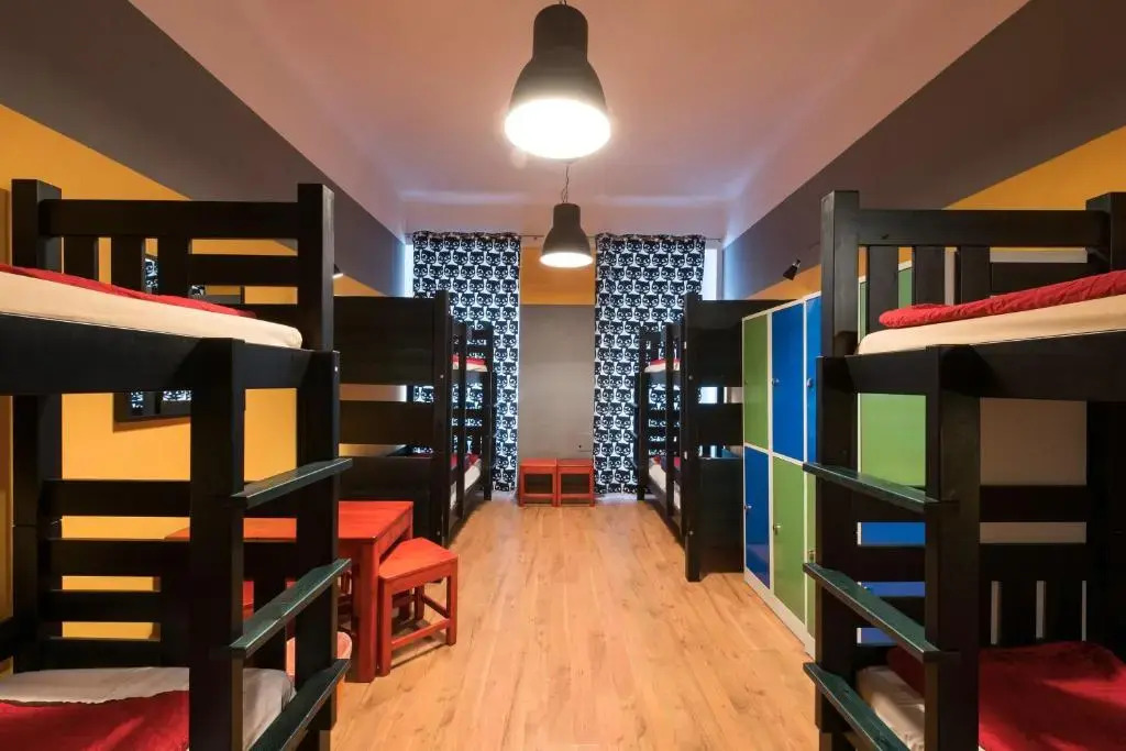 Hostel Elf
