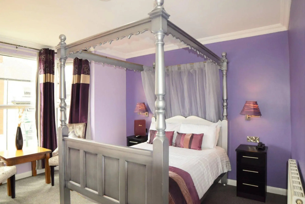 Dovedale Hotel and Restaurant