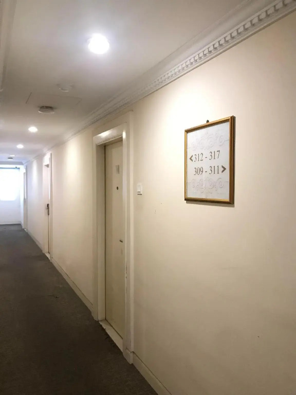 Ritzton Hotel