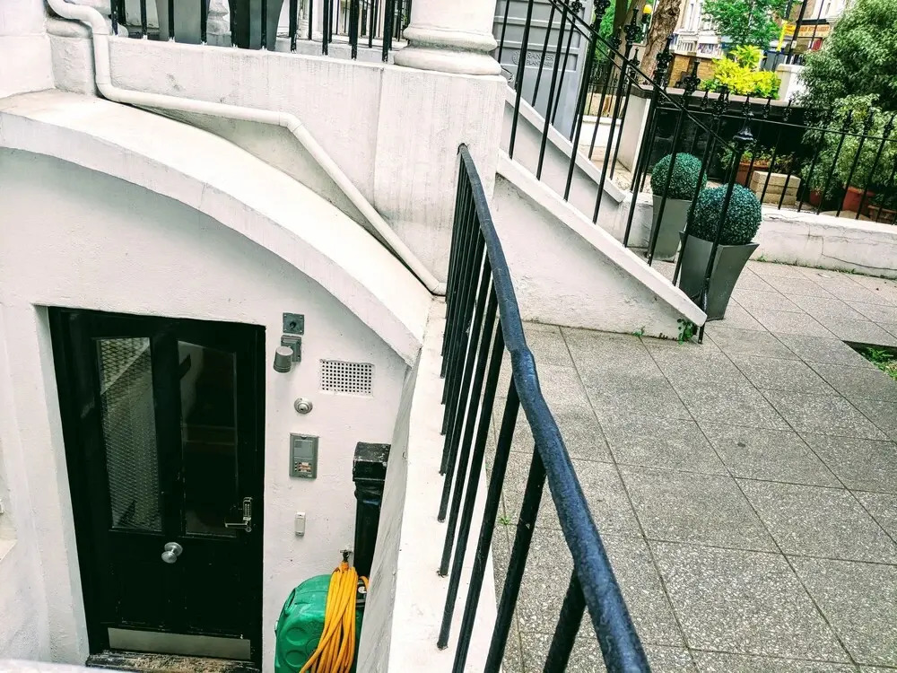 Irwin Apartments at Notting Hill