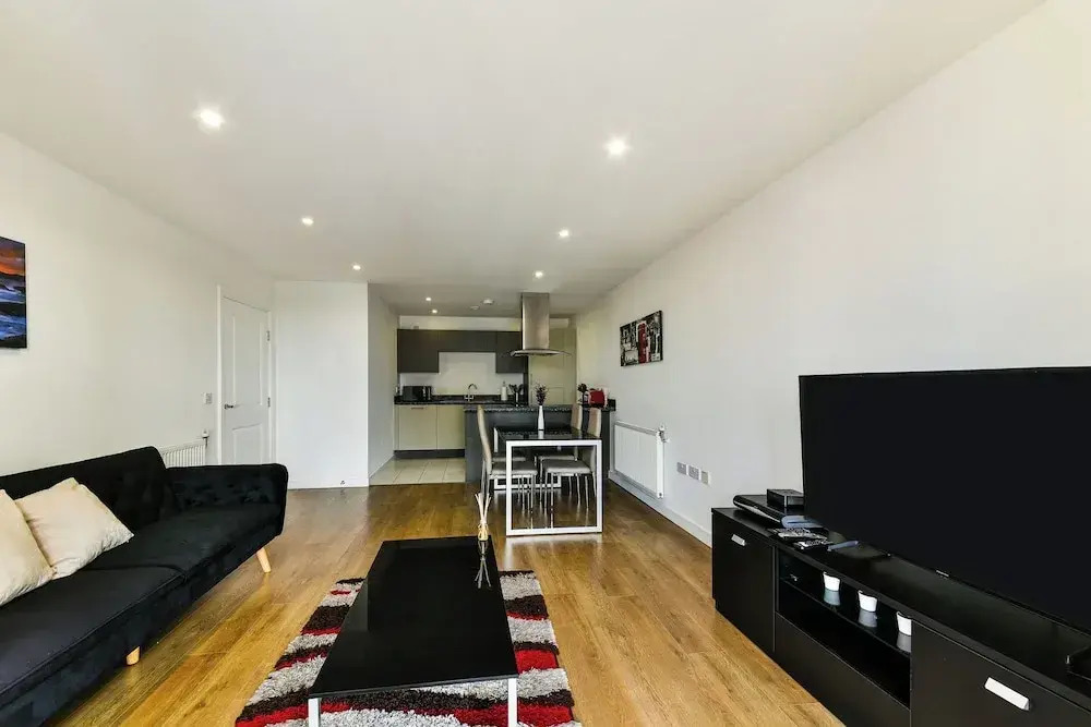 Luxury 2 bed Apartment in Canary Wharf - Free Wifi