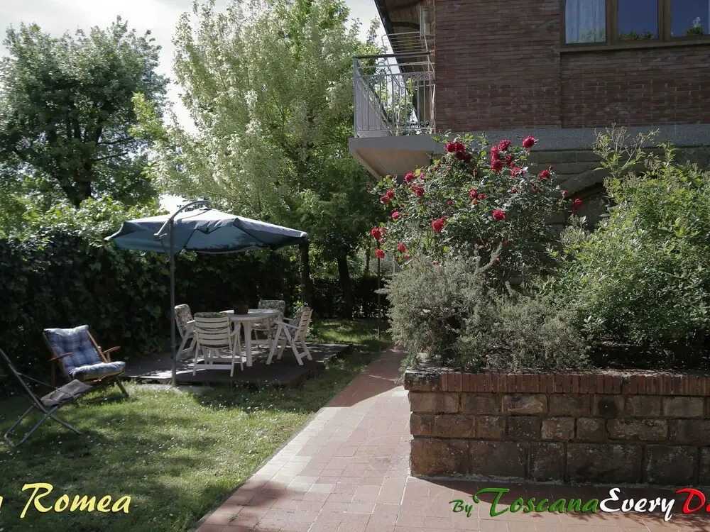 Splendid Holiday Home in Altopascio With Garden