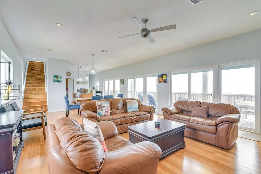 2 Oceanfront Homes w/ Surfside Beach Access