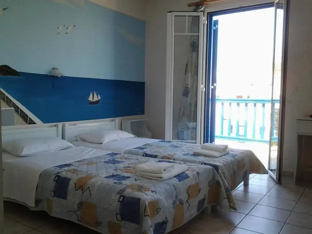 Noe Rooms In Center Of Tinos