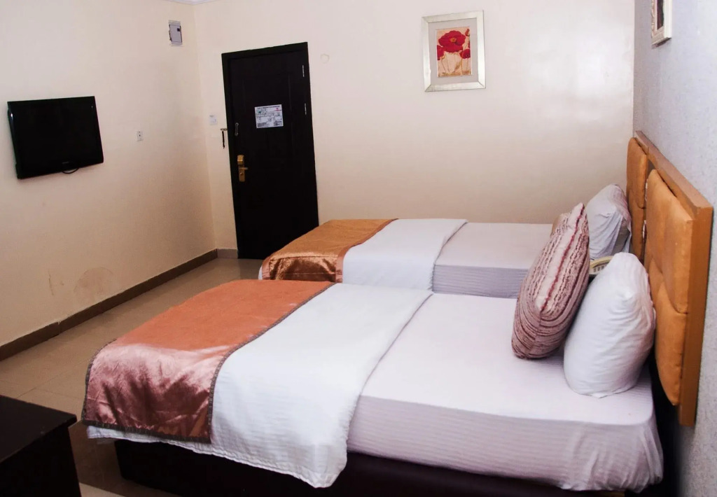 D'Palms Airport Hotel