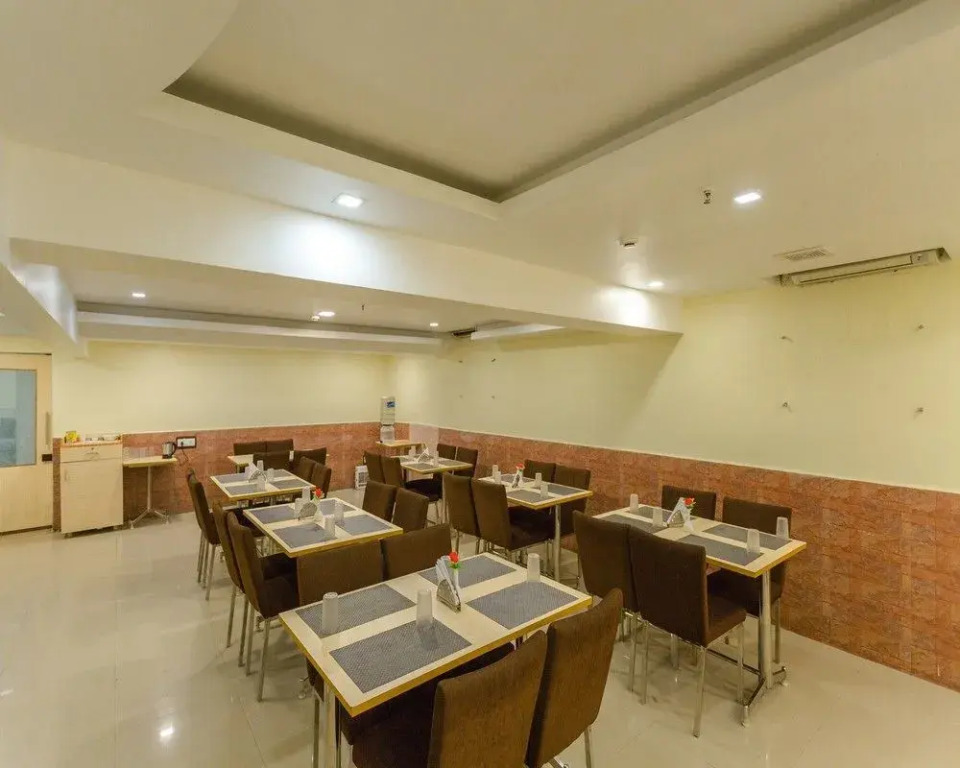 FabHotel Pearl T Nagar
