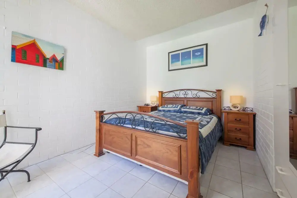 Villa Ellisa, Unit 1/10 Columbia Close