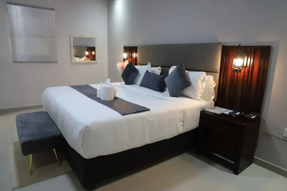 Dikukama Executive Hotel