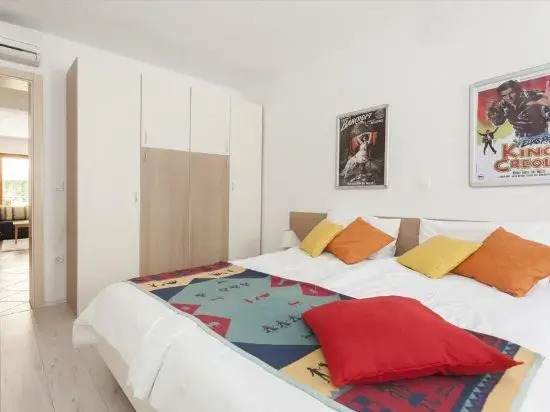 Apartments Kump