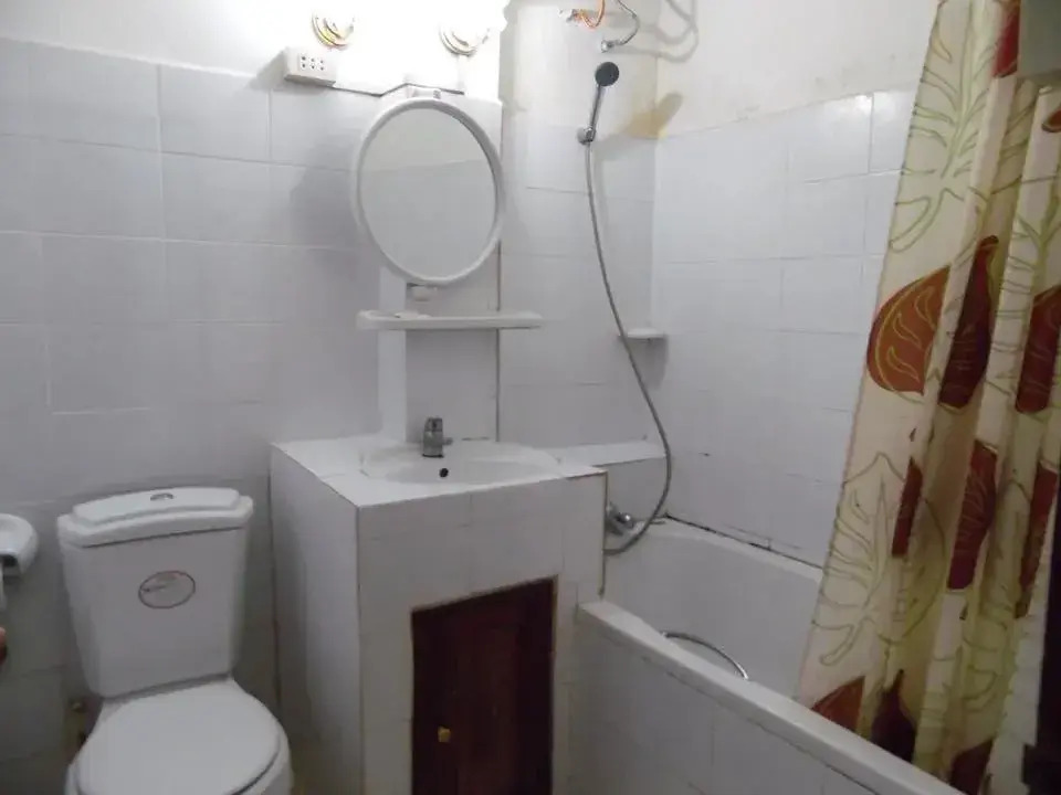White Orchid Guesthouse
