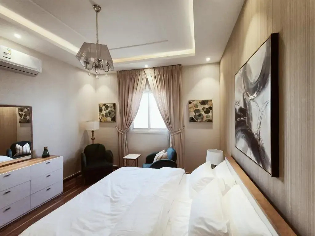 F residence, Elegant & Luxury