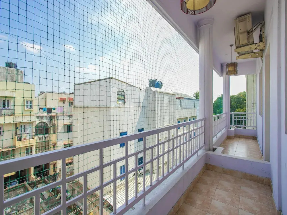 OYO 23360 White Bricks Inn
