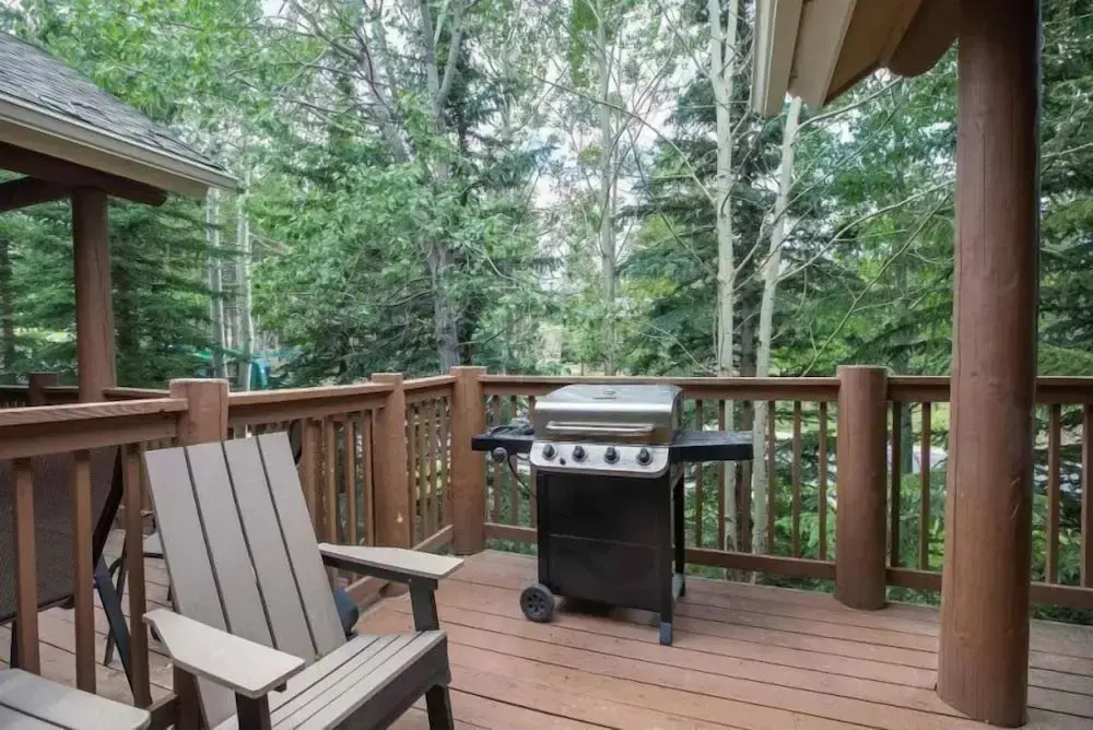 5 Bedroom Luxury Townhome Near Snowflake Lift in Breckenridge - Walk to Lift!