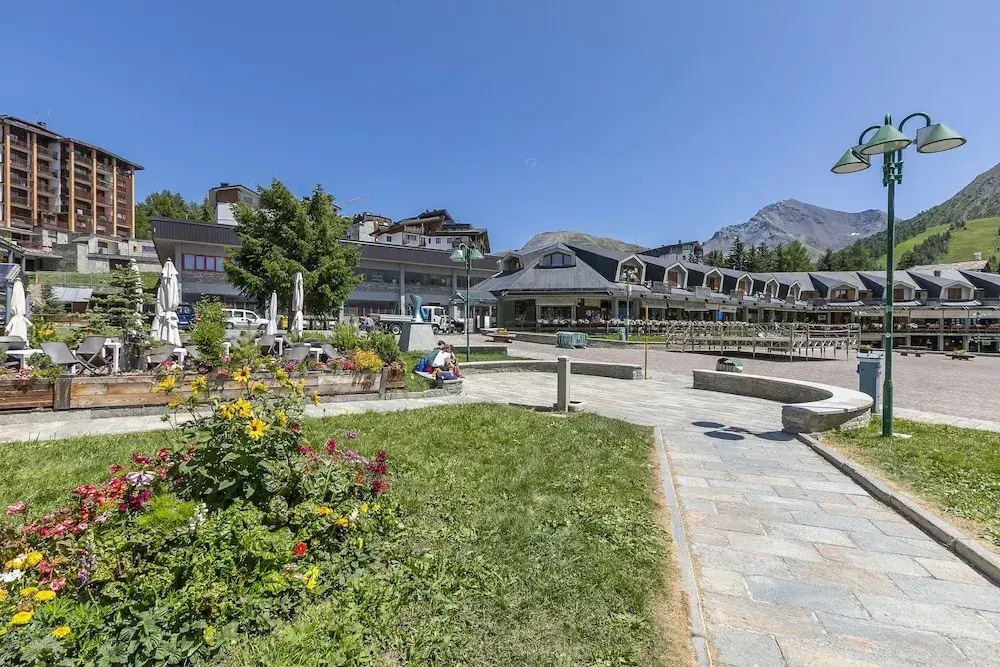 Studio Monterotta Nest few Steps From ski, Sestriere