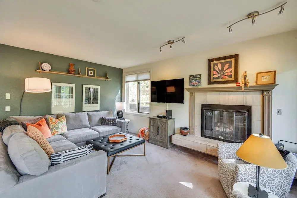 Updated Vail Home 10-Min Walk to Lionshead Village
