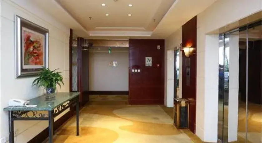 Harmony Ark Hotel (Chengdu Wuhou Temple Jinli)