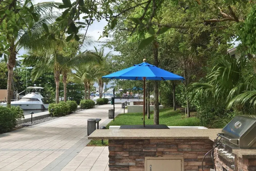 Oaks on the River Boutique Residences
