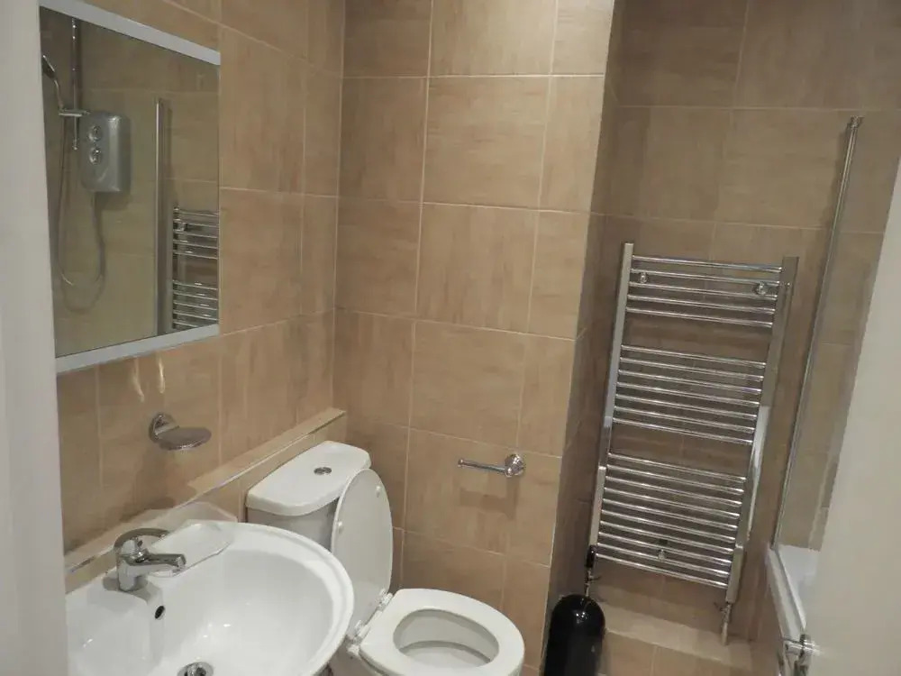 Acacia Road Apartment