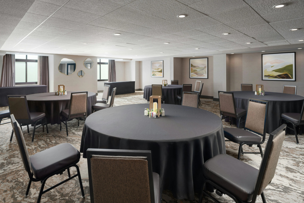 Embassy Suites by Hilton at Hot Springs Convention Center