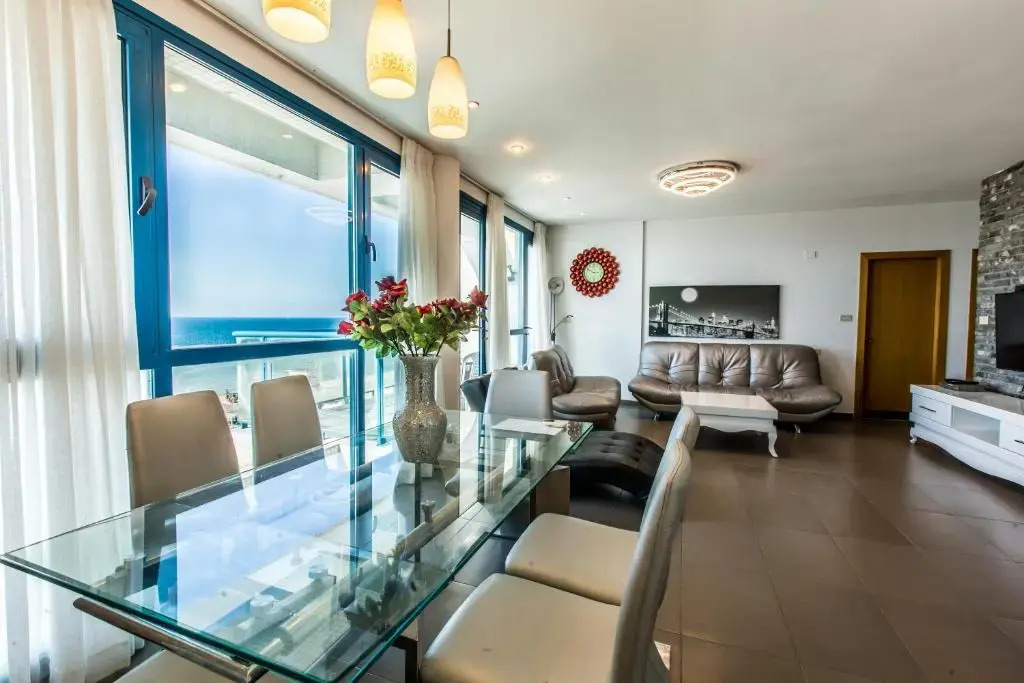 M Sea Suites - By The Beach