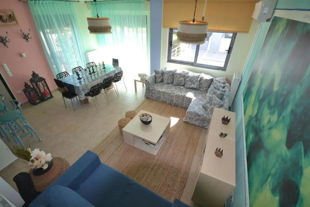 Loutraki Diamond beach house