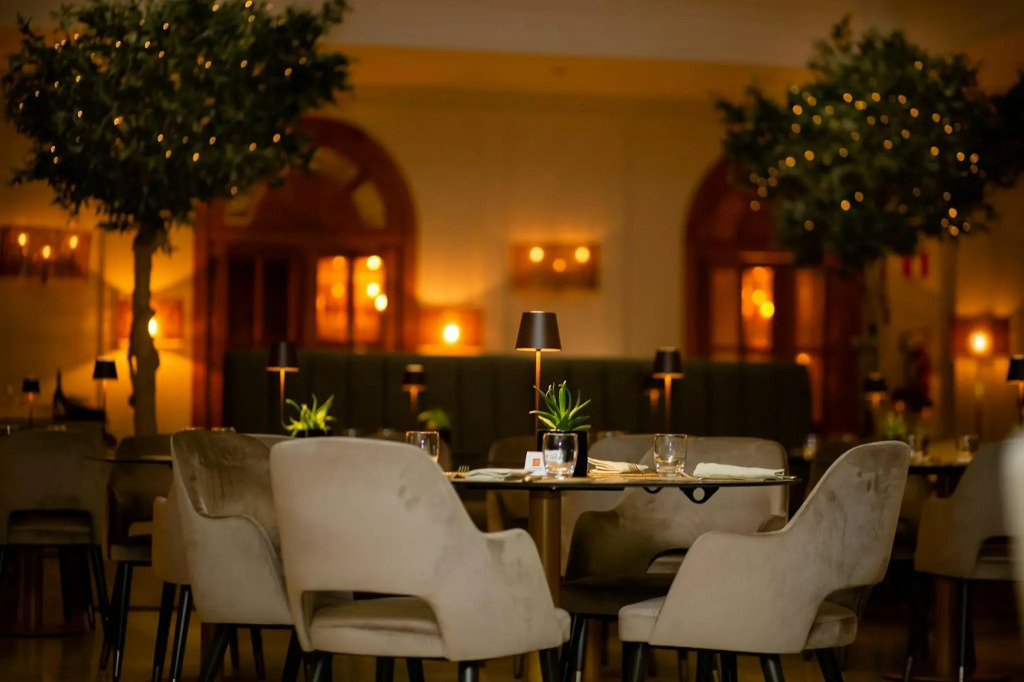 Ambasciatori Place Hotel